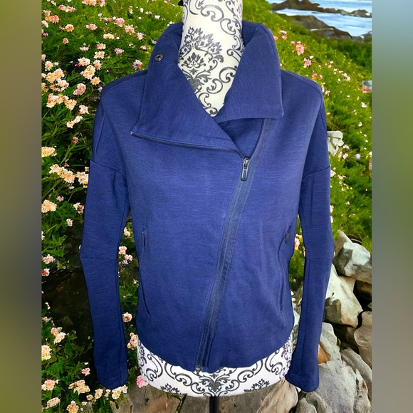 ADIDAS Women Hearttracer Jacket- Extra-Small - Picture 2 of 5